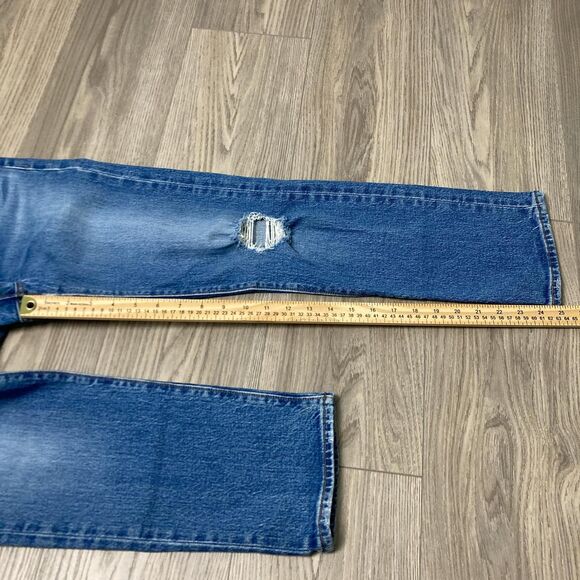 Levi's Premium Wedgie Straight Button Fly Distressed Jeans Size 25 - Picture 5 of 8